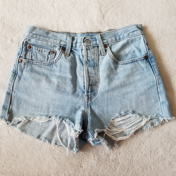 LEVI'S 501 Original Fit High Rise Shorts Size 26 - Luxor Heat Light Wash - Picture 5 of 11